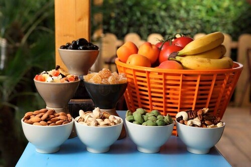 Fruits, légumes secs aux Primeurs Cyclades de Gassin - https://gassin.eu